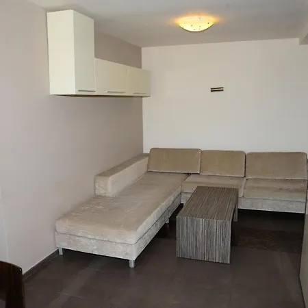 North Hotel 2*